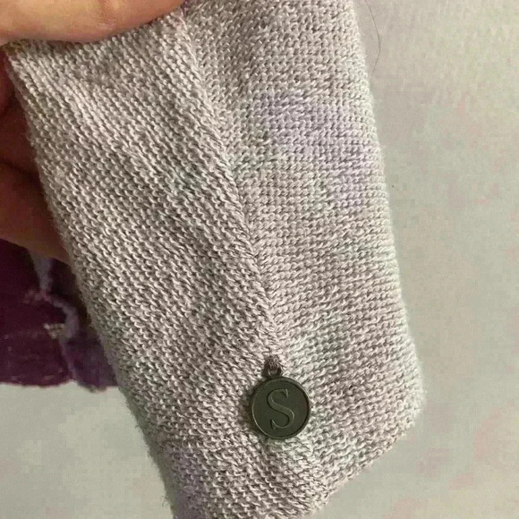 Soft surroundings heather mauve raw hem‎ crewneck pullover sweatshirt. Medium - Picture 7 of 8